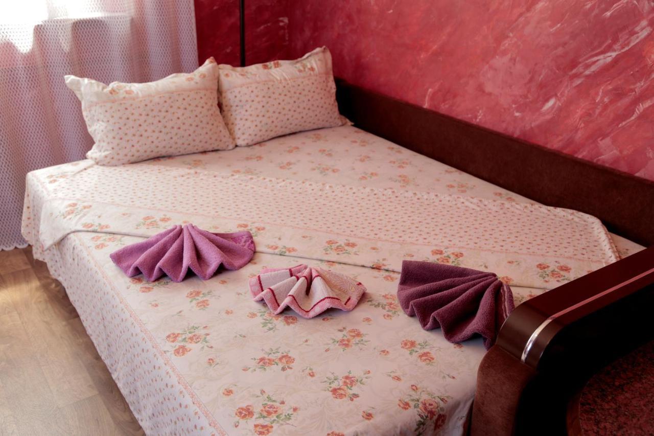 Guest House Kamenny Dom 卡罗利诺-布加兹 外观 照片