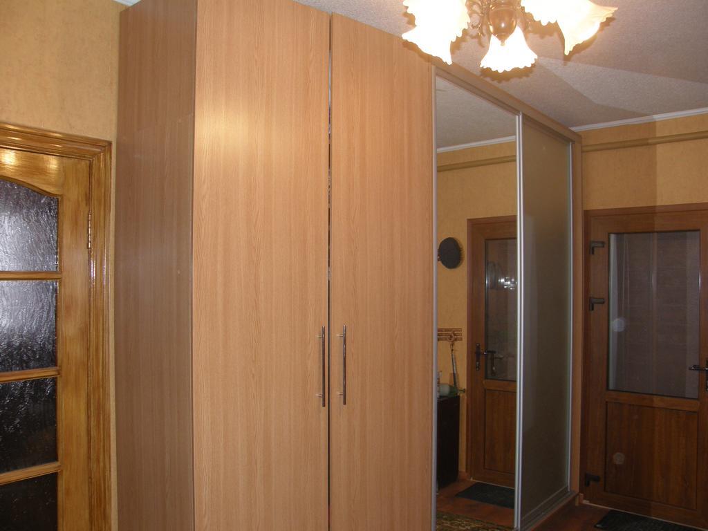 Guest House Kamenny Dom 卡罗利诺-布加兹 外观 照片
