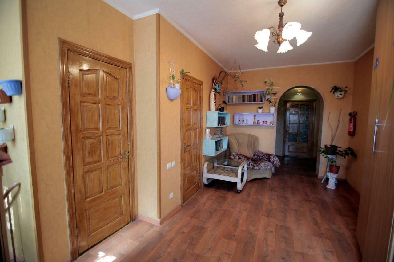 Guest House Kamenny Dom 卡罗利诺-布加兹 外观 照片